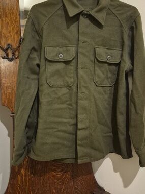 Mens Army issued wool button up collared shirt